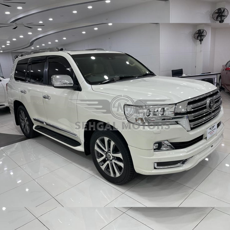 Toyota land cruiser ZX 2015