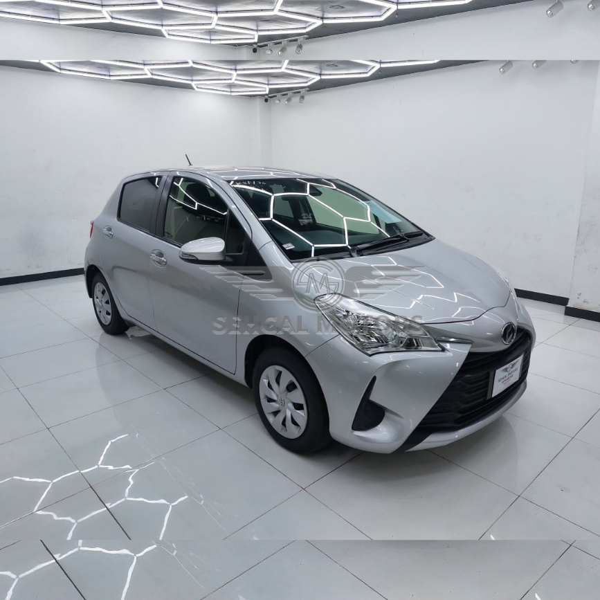 Toyota vitz F 1.0 2018