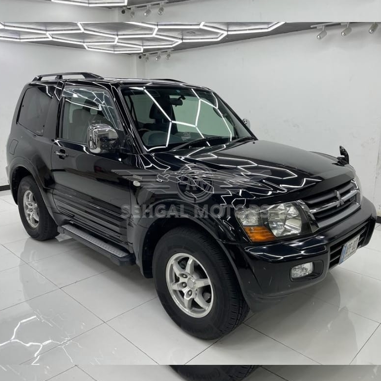 Mitsubishi Pajero 3.5 GDI 2001