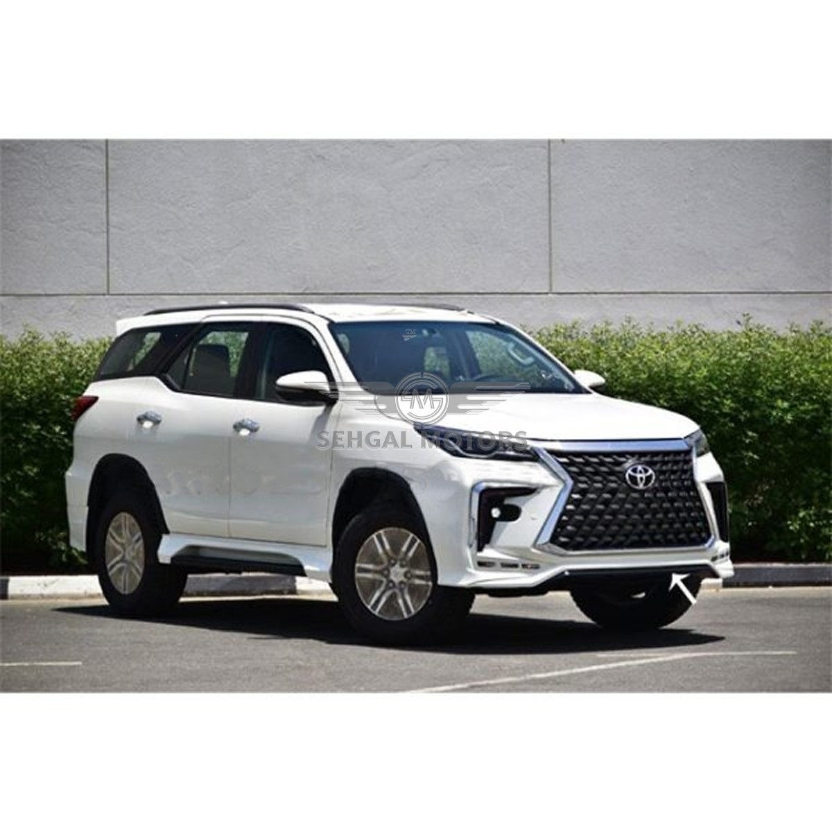 Toyota Fortuner Body Kit GX Style (unpainted) Model 2017-2021