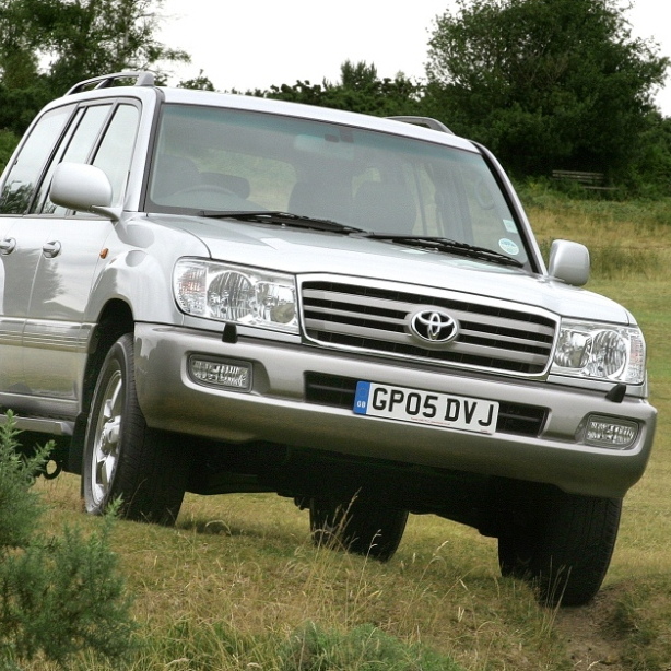 Toyota Land Cruiser FJ100 Head Light Model 1998-2007