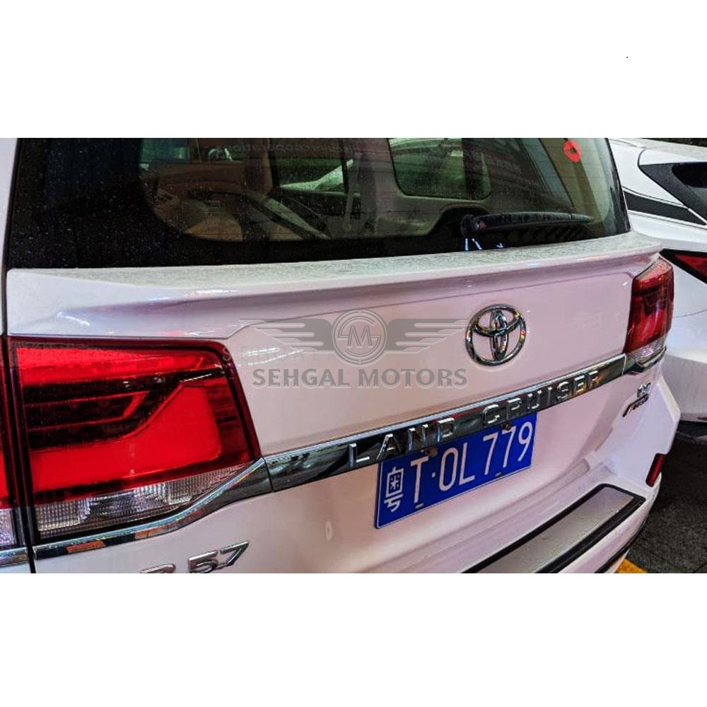 Toyota Land Cruiser Wald Style Trunk Spoiler Unpainted - Model 2015-2021