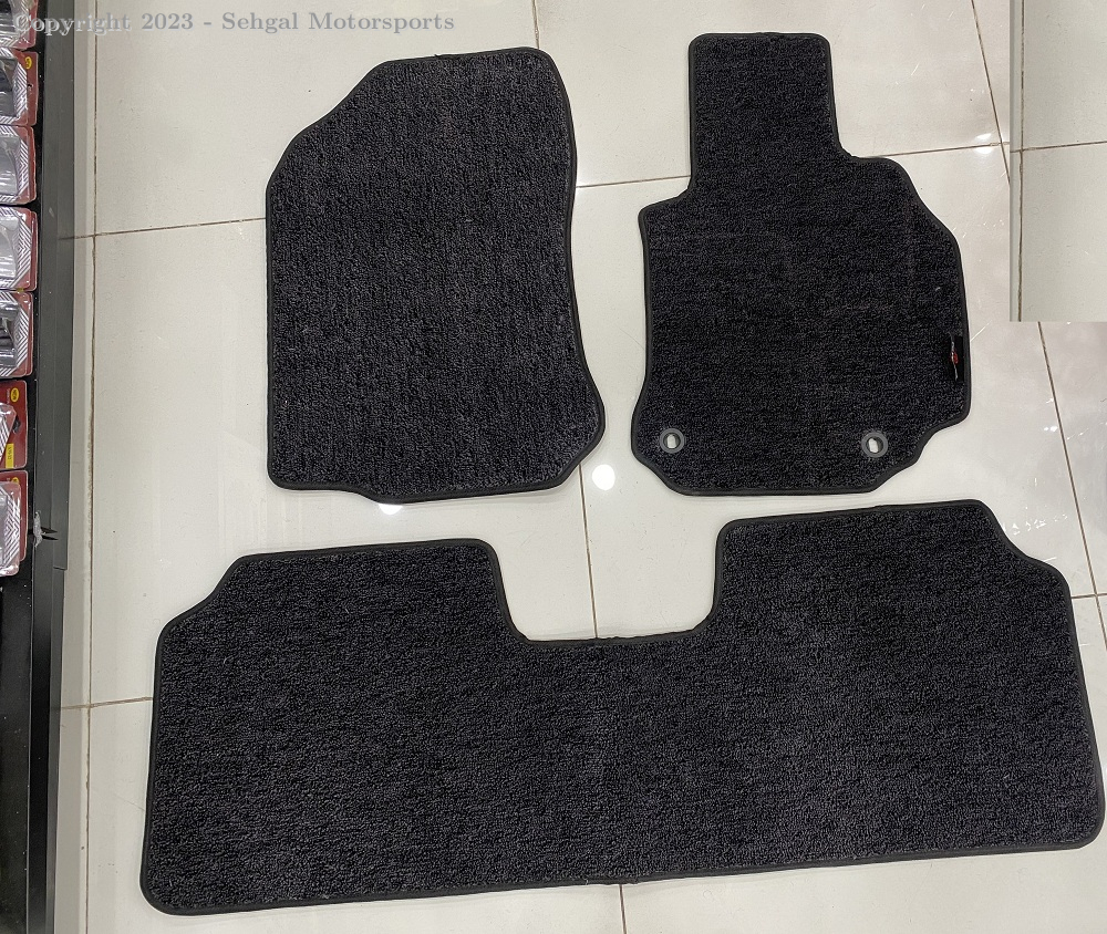 Toyota Corolla Carpet Floor Mat Model 2017-2018